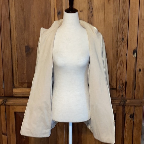 LEggiADRO Gold Luxe Quilted & Leather trim Jacket Sz. 10 (MD) - Picture 6 of 17